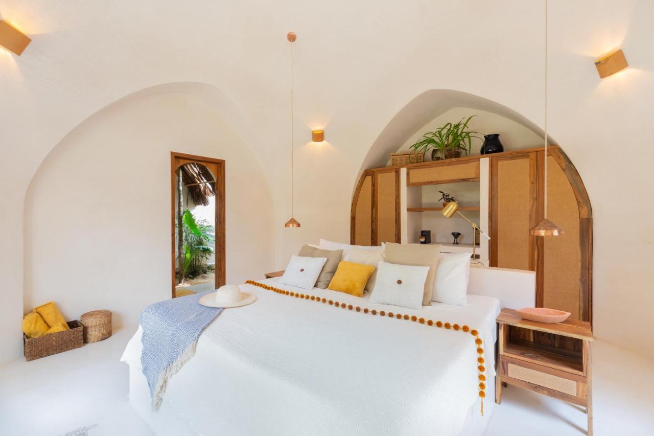 Villa with Private Pool,1466222360:JPEG