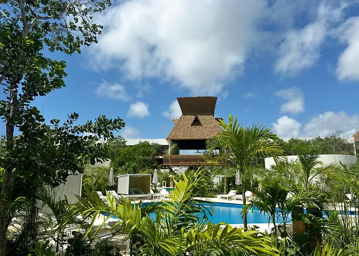 Hotel Mundo Maya Tulum - Jaguar Park & Beach